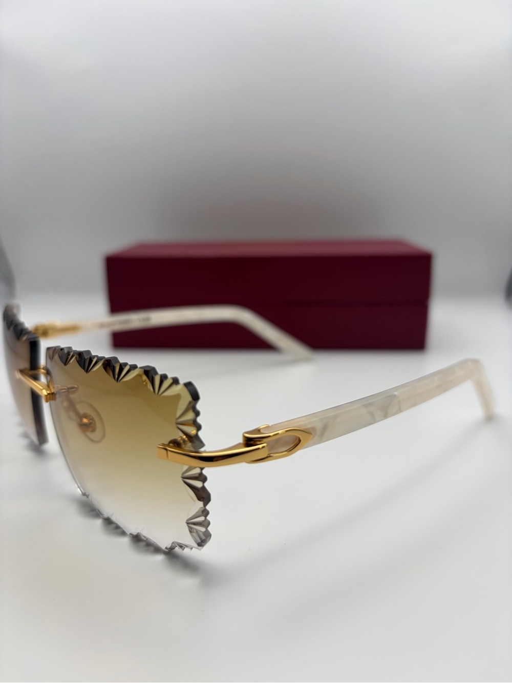 Luxury Rimless Gradient Cartier Sunglasses in Beige and Gold